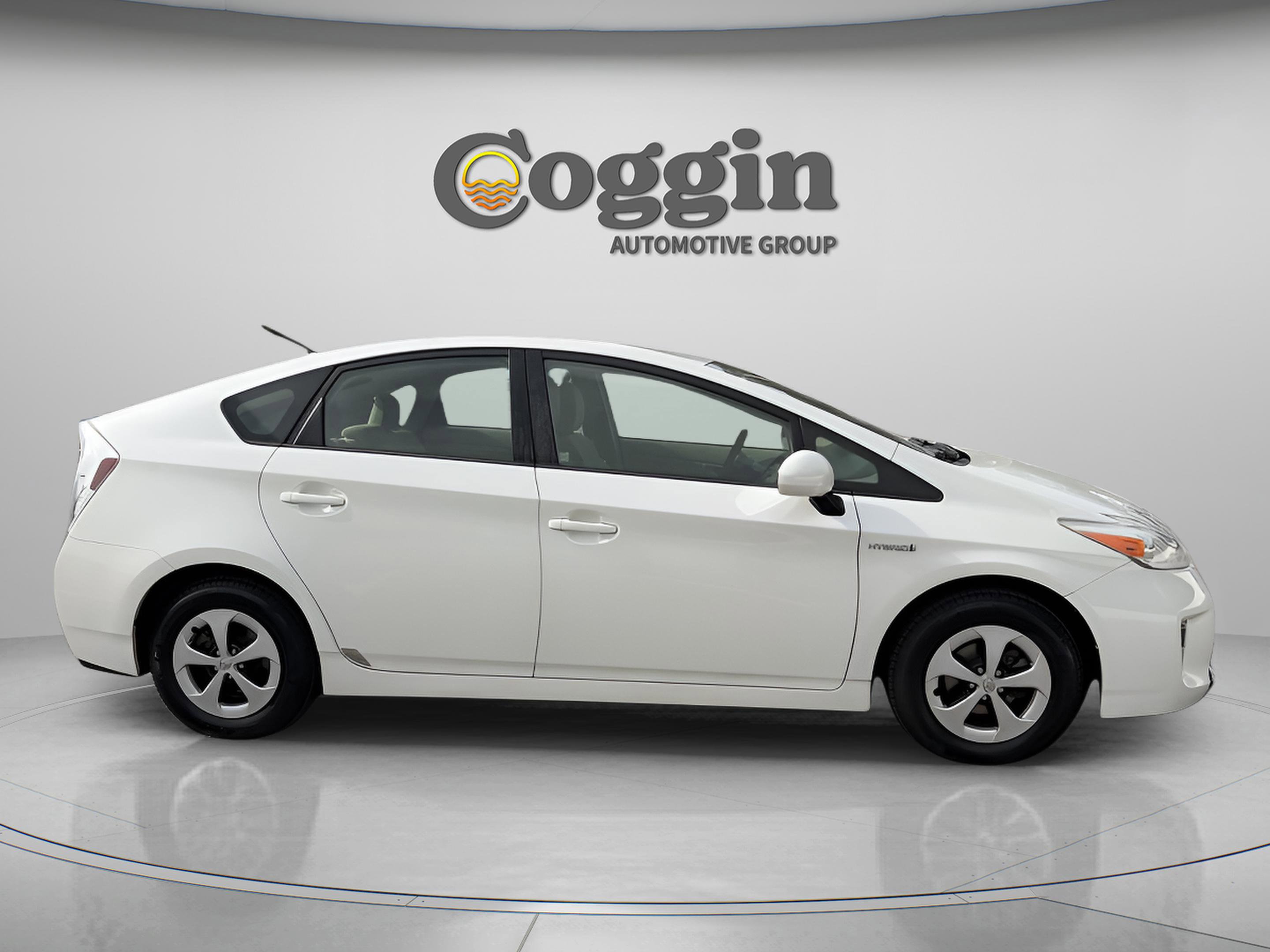 Used 2012 Toyota Prius Two image 6