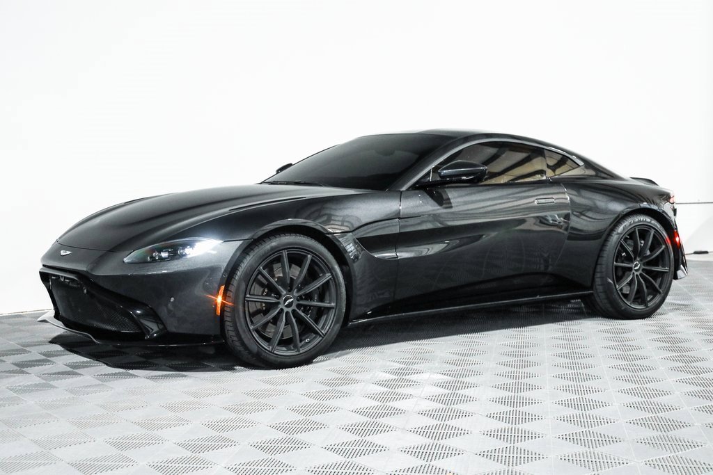 Used 2020 Aston Martin V8 Vantage Coupe image 17