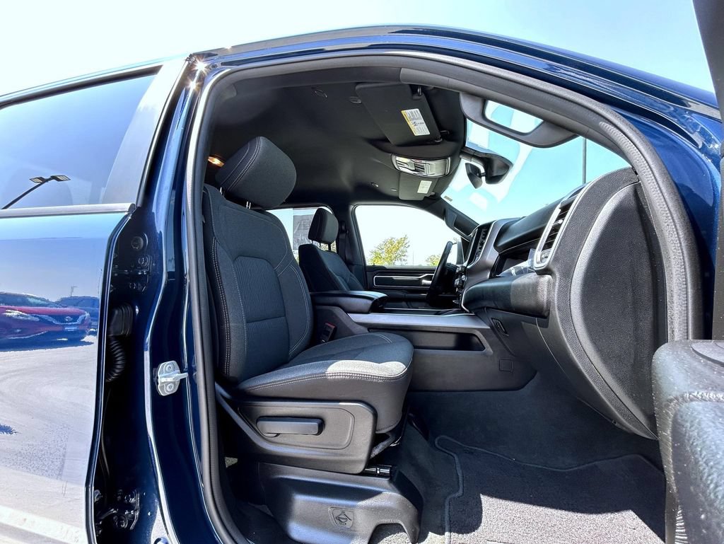 Used 2023 RAM 1500 Big Horn AWD/4WD image 16