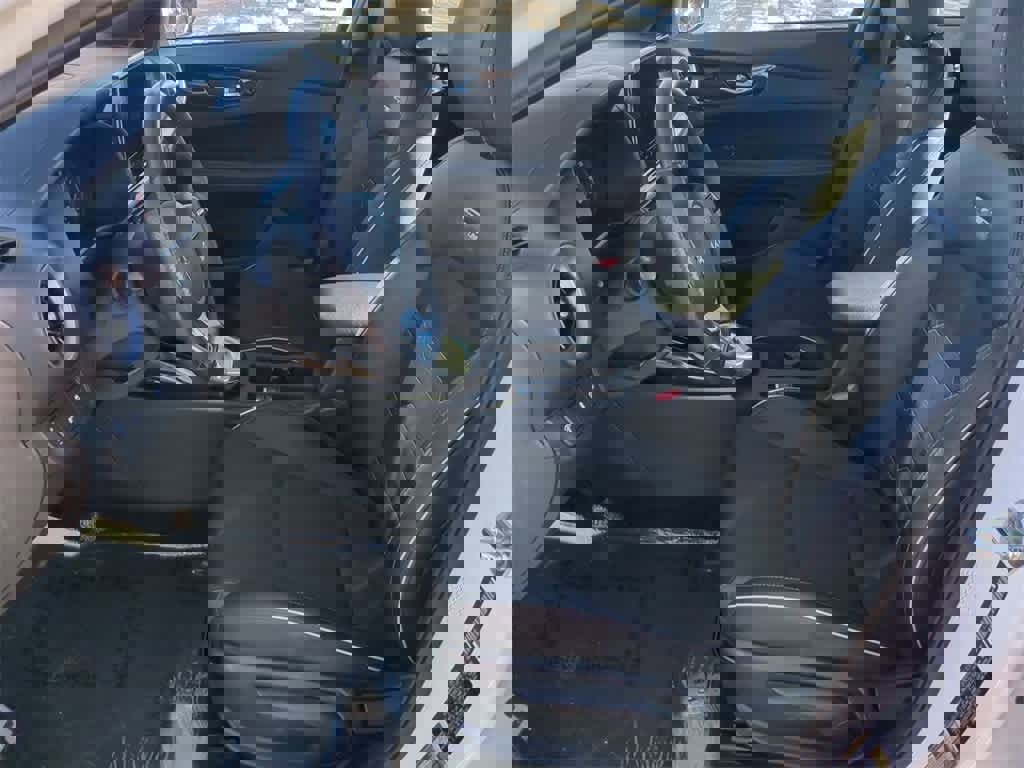 Used 2024 Kia Forte GT-Line w/ GT-Line Premium Package image 8