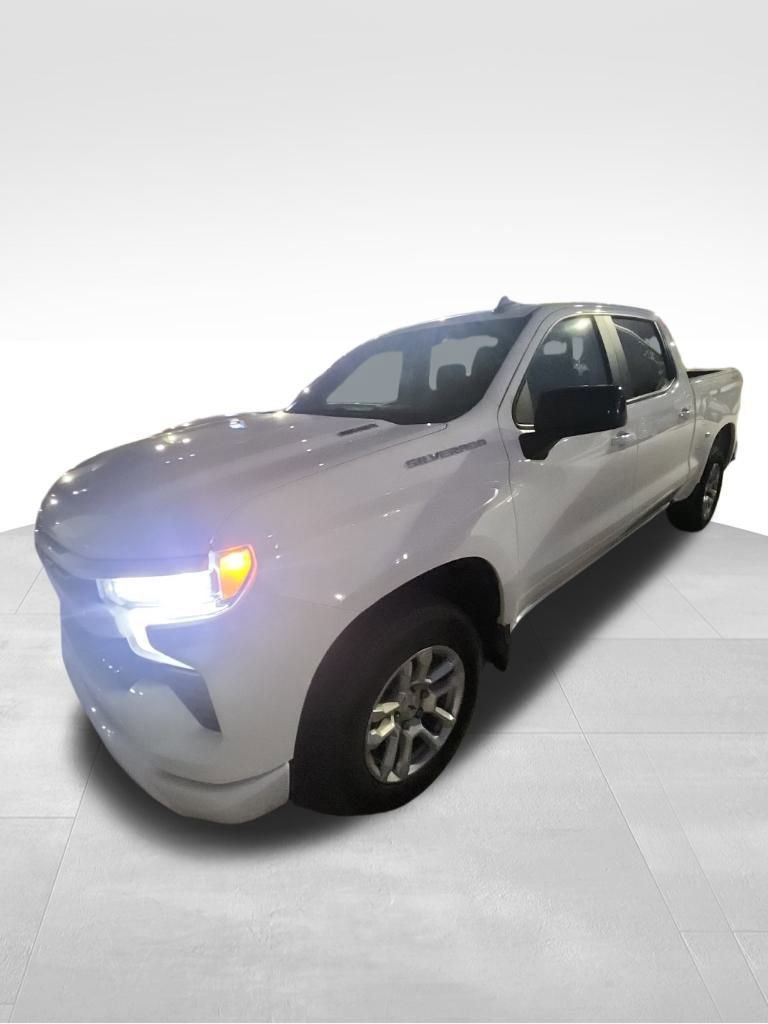 Used 2023 Chevrolet Silverado 1500 RST image 3
