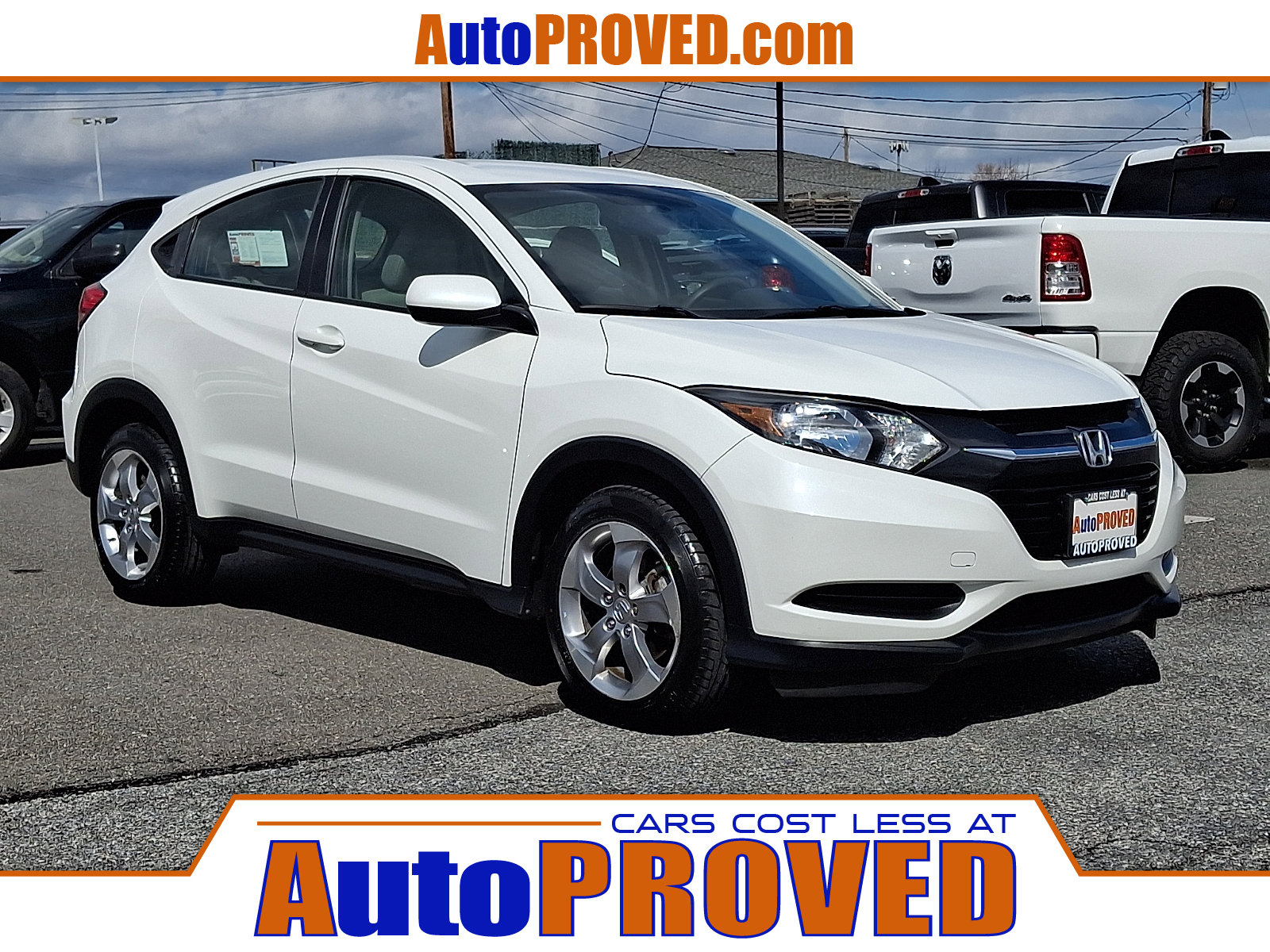 Used 2017 Honda HR-V LX image 1