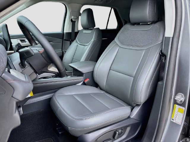 New 2026 Ford Explorer Active w/ Active Comfort Package RWD image 21