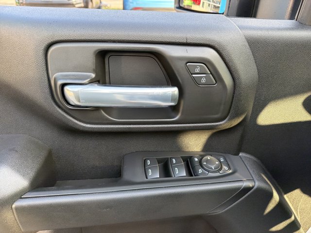 Used 2025 Chevrolet Silverado 2500 Custom w/ Custom Convenience Package AWD/4WD image 15