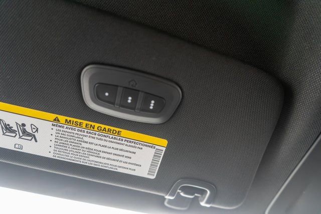 New 2026 Chrysler Pacifica Select image 30