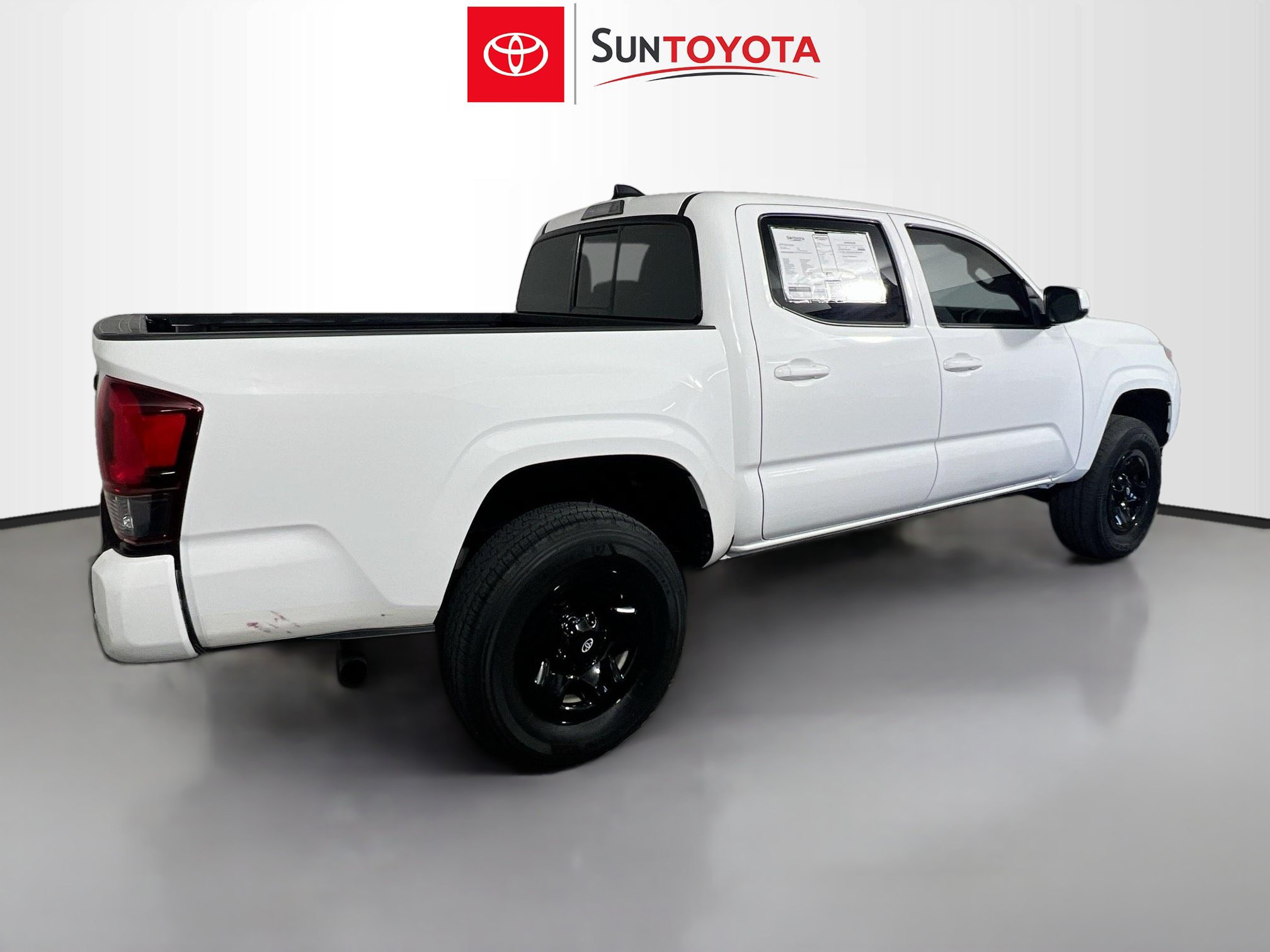 Used 2023 Toyota Tacoma SR AWD/4WD image 4