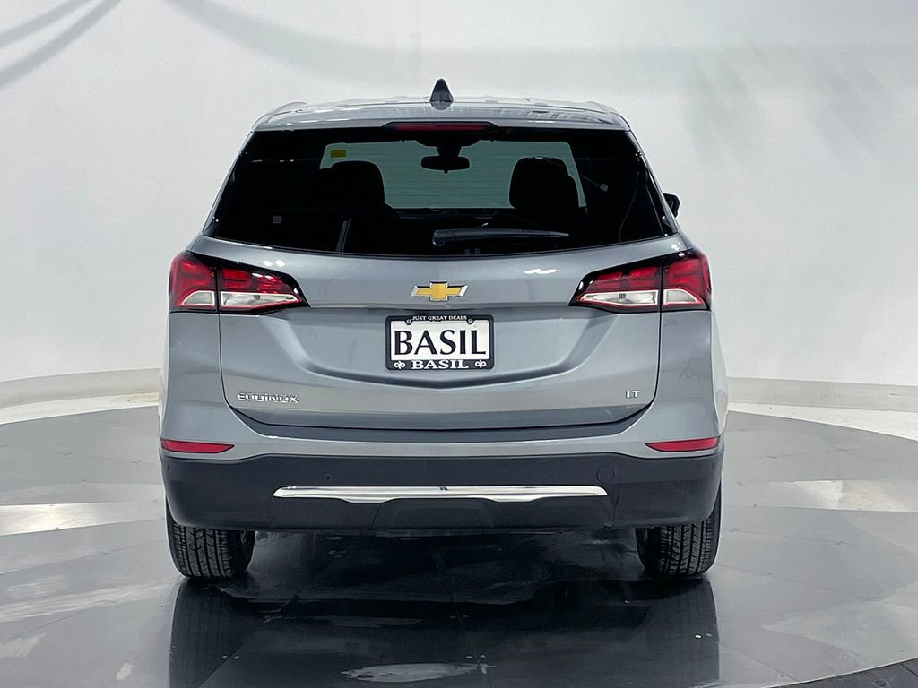 Used 2024 Chevrolet Equinox LT image 12
