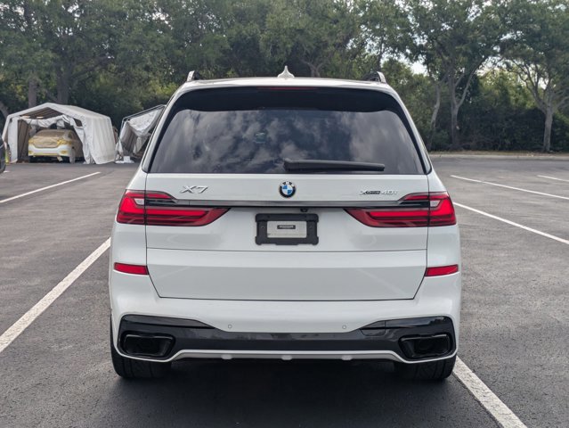 Used 2021 BMW X7 xDrive40i w/ M Sport Package AWD/4WD image 6