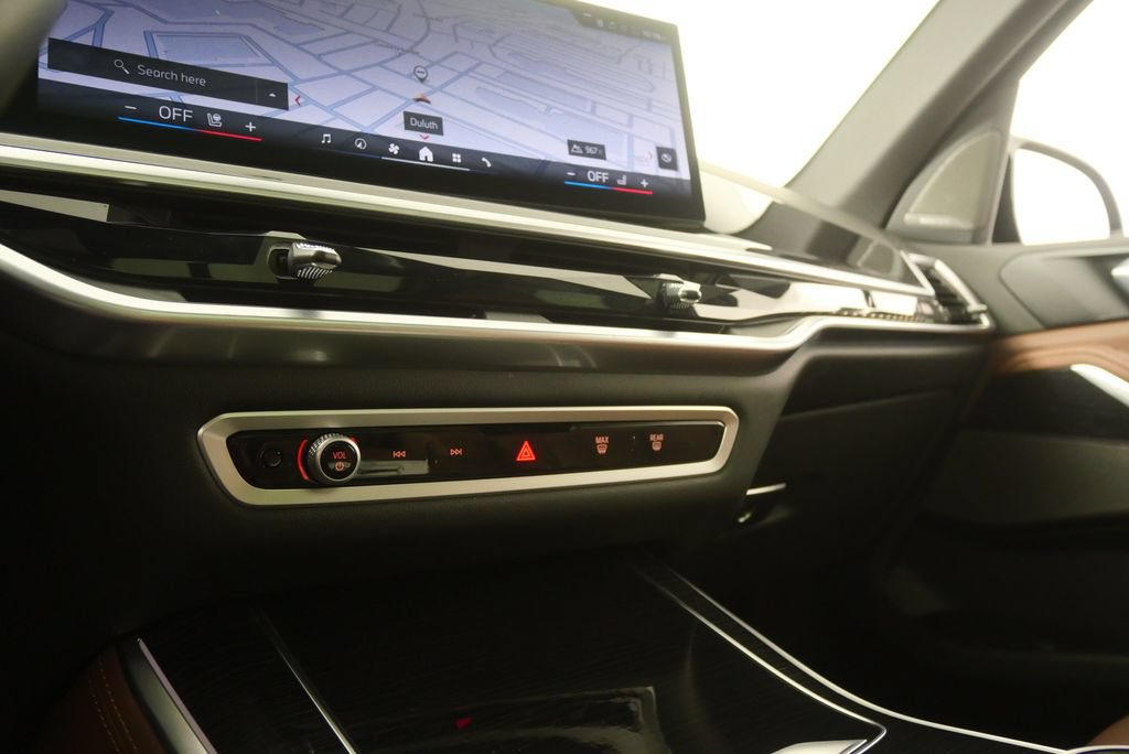 Certified 2026 BMW X5 M60i AWD/4WD image 24