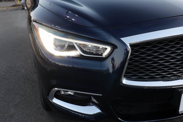 Used 2019 INFINITI QX60 Luxe w/ Essential Package image 11