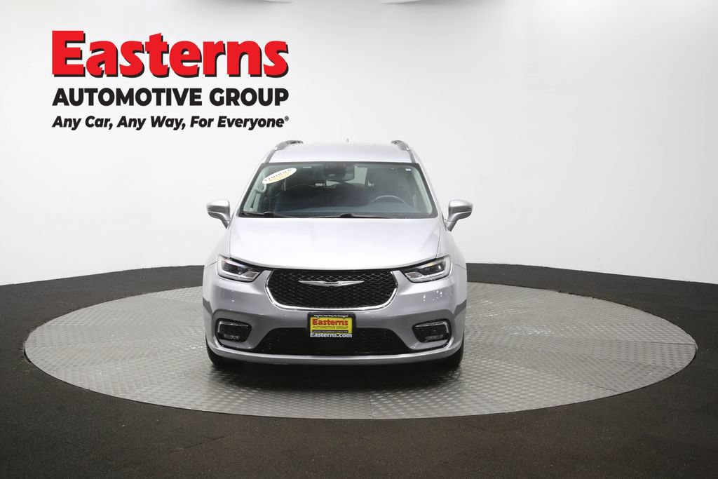 Used 2021 Chrysler Pacifica Touring-L FWD image 55