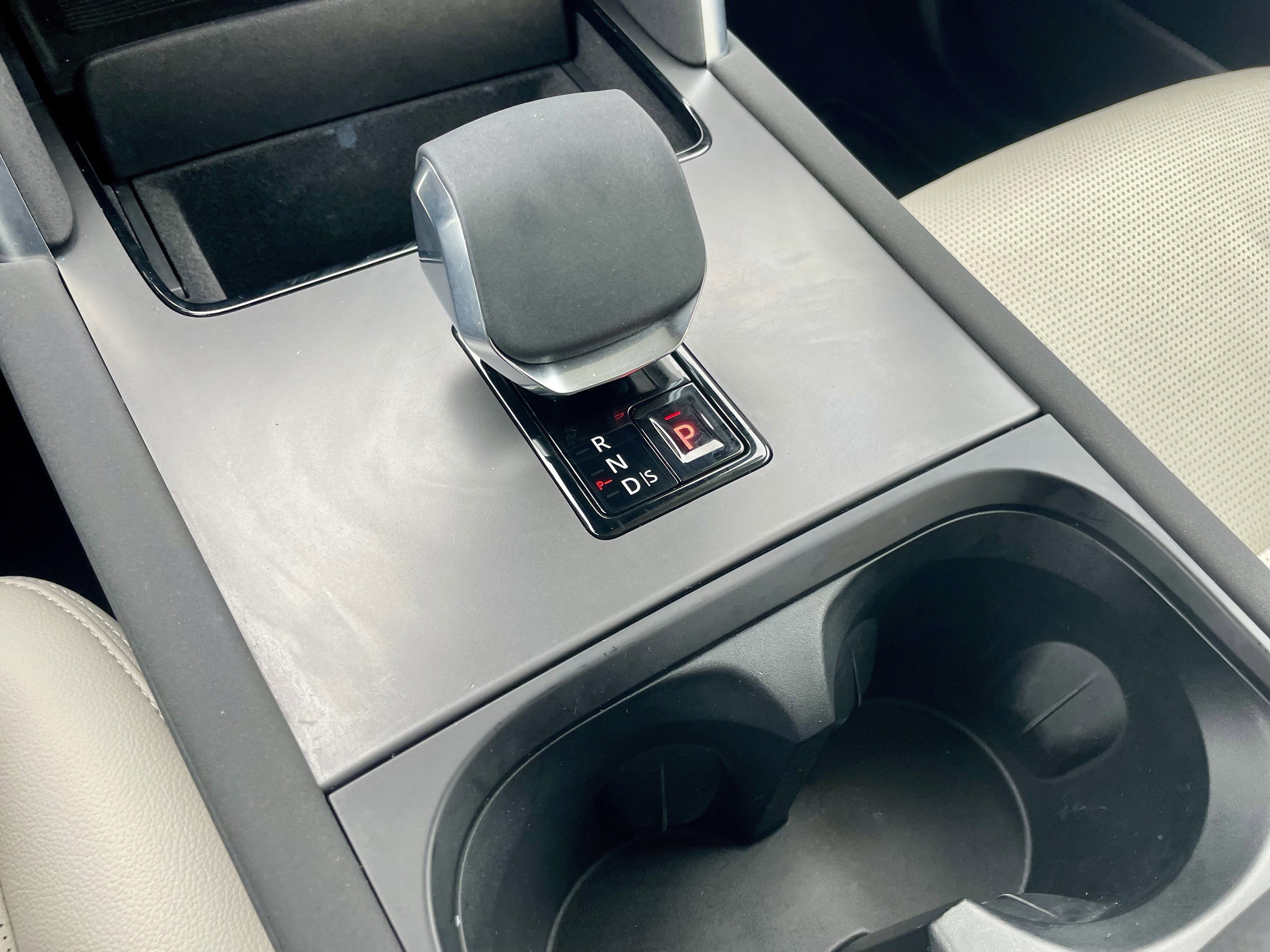 Certified 2024 Land Rover Discovery Sport S image 20