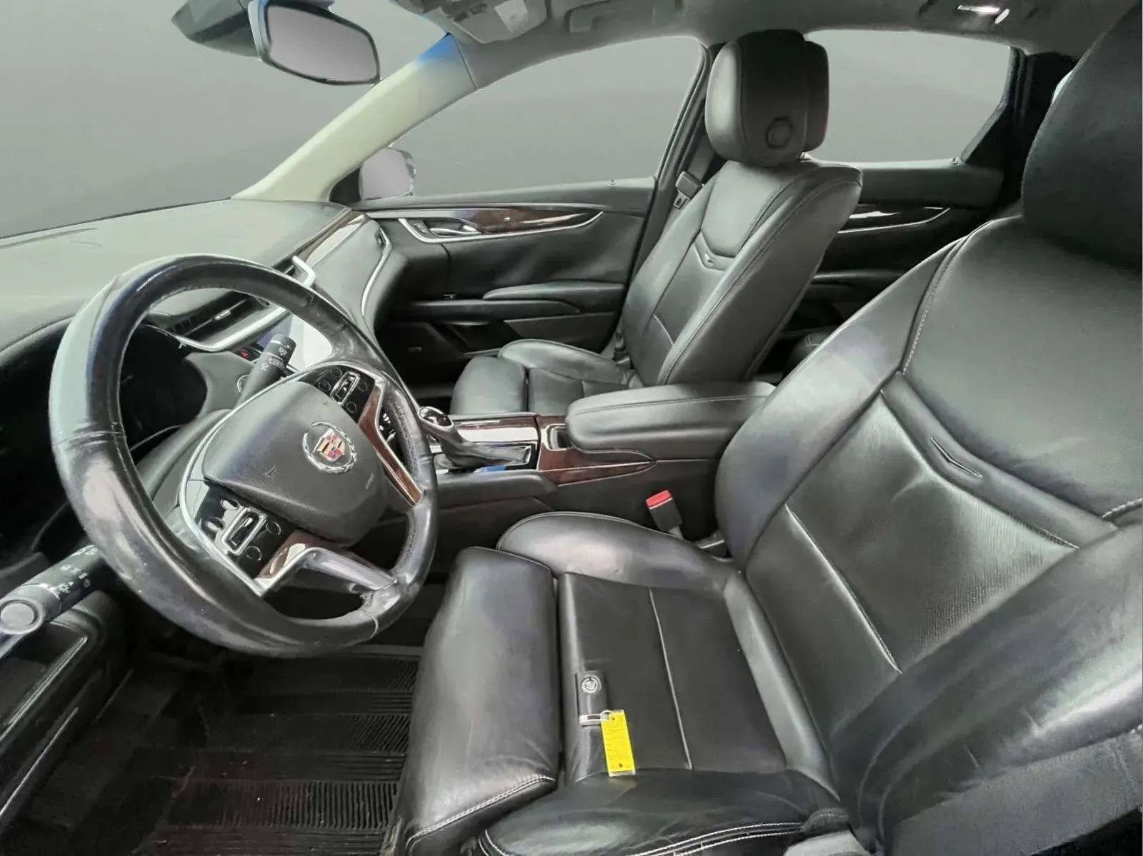Used 2013 Cadillac XTS Luxury w/ Driver Awareness Package image 16