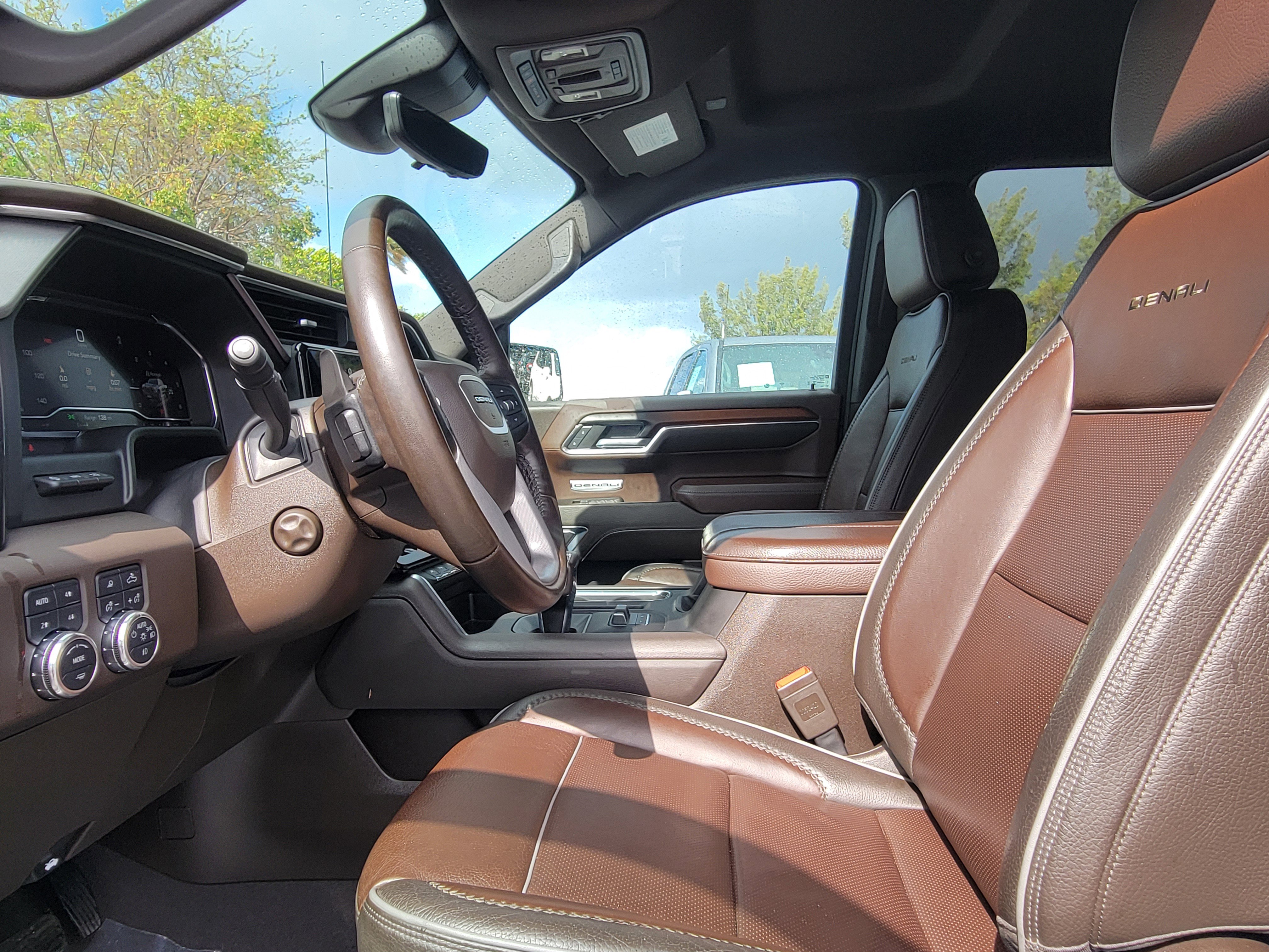 Used 2024 GMC Sierra 1500 Denali w/ Technology Package image 11