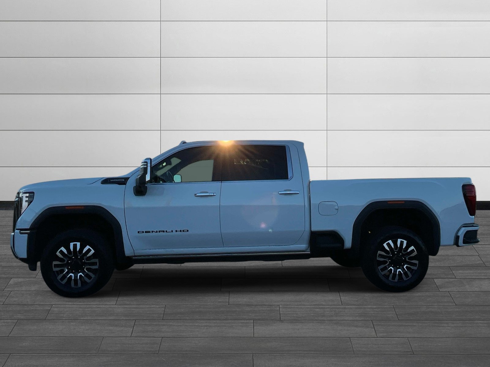 Used 2024 GMC Sierra 2500 Denali Ultimate AWD/4WD image 6