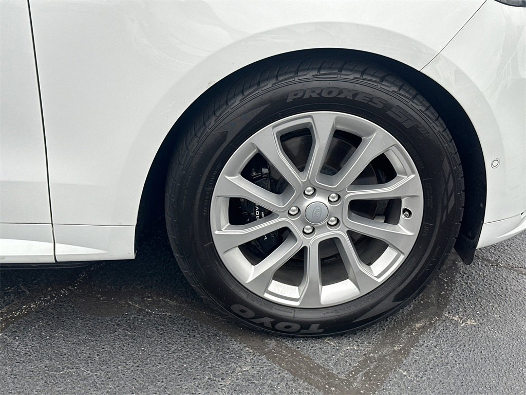 Used 2023 Land Rover Range Rover Sport SE Dynamic image 12