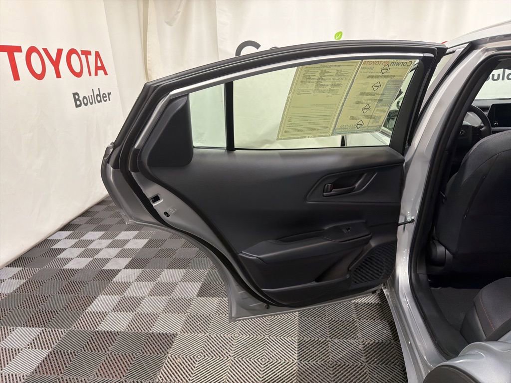 Used 2026 Toyota Prius Plug-In Hybrid image 16