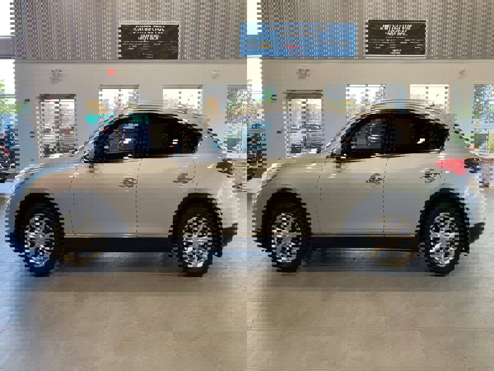 Used 2010 INFINITI EX35 Journey image 8