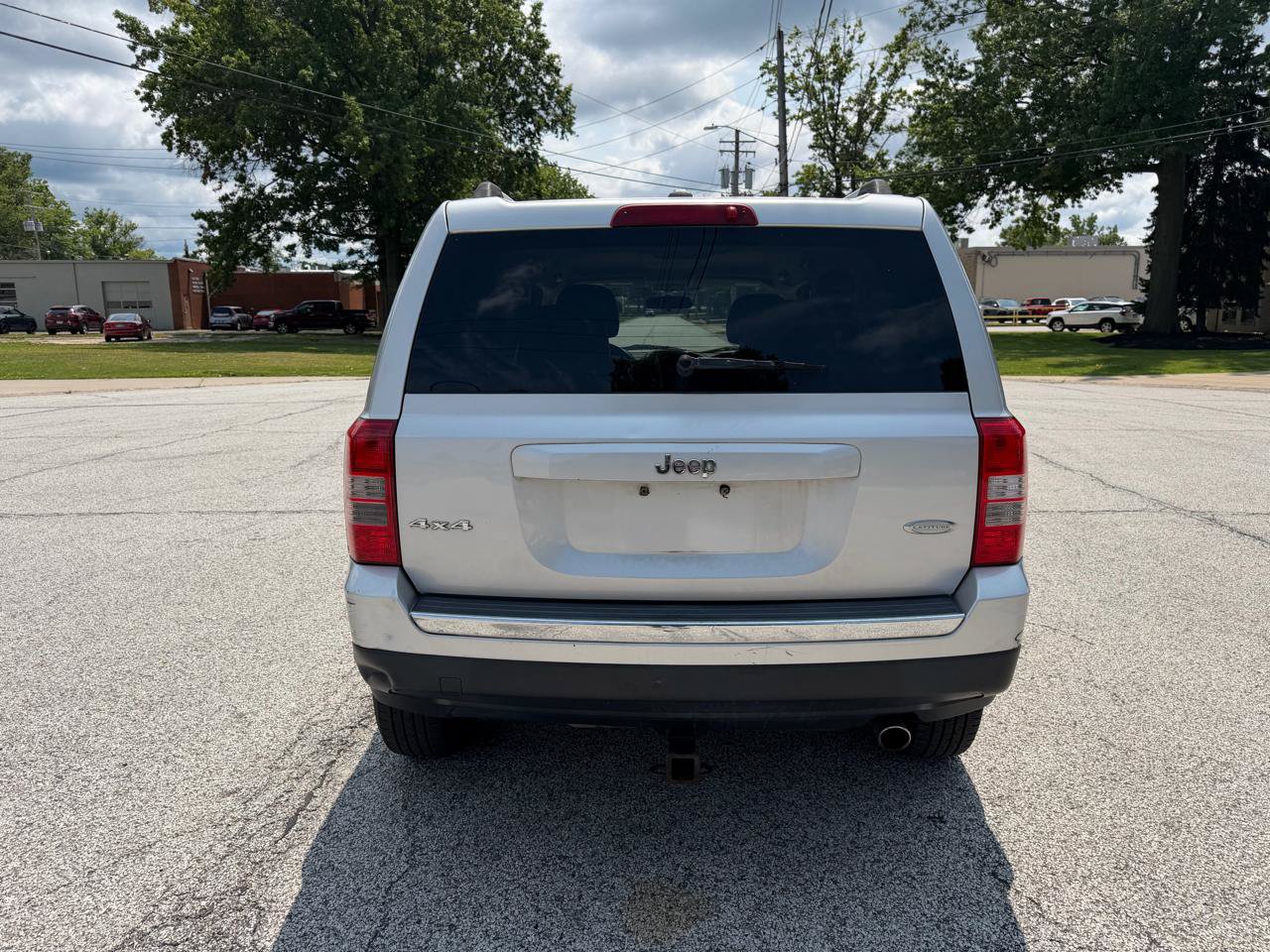 Used 2011 Jeep Patriot Latitude AWD/4WD image 6