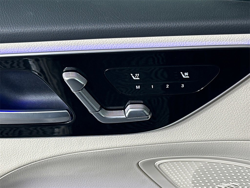 Certified 2023 Mercedes-Benz C 300 4MATIC Sedan image 11