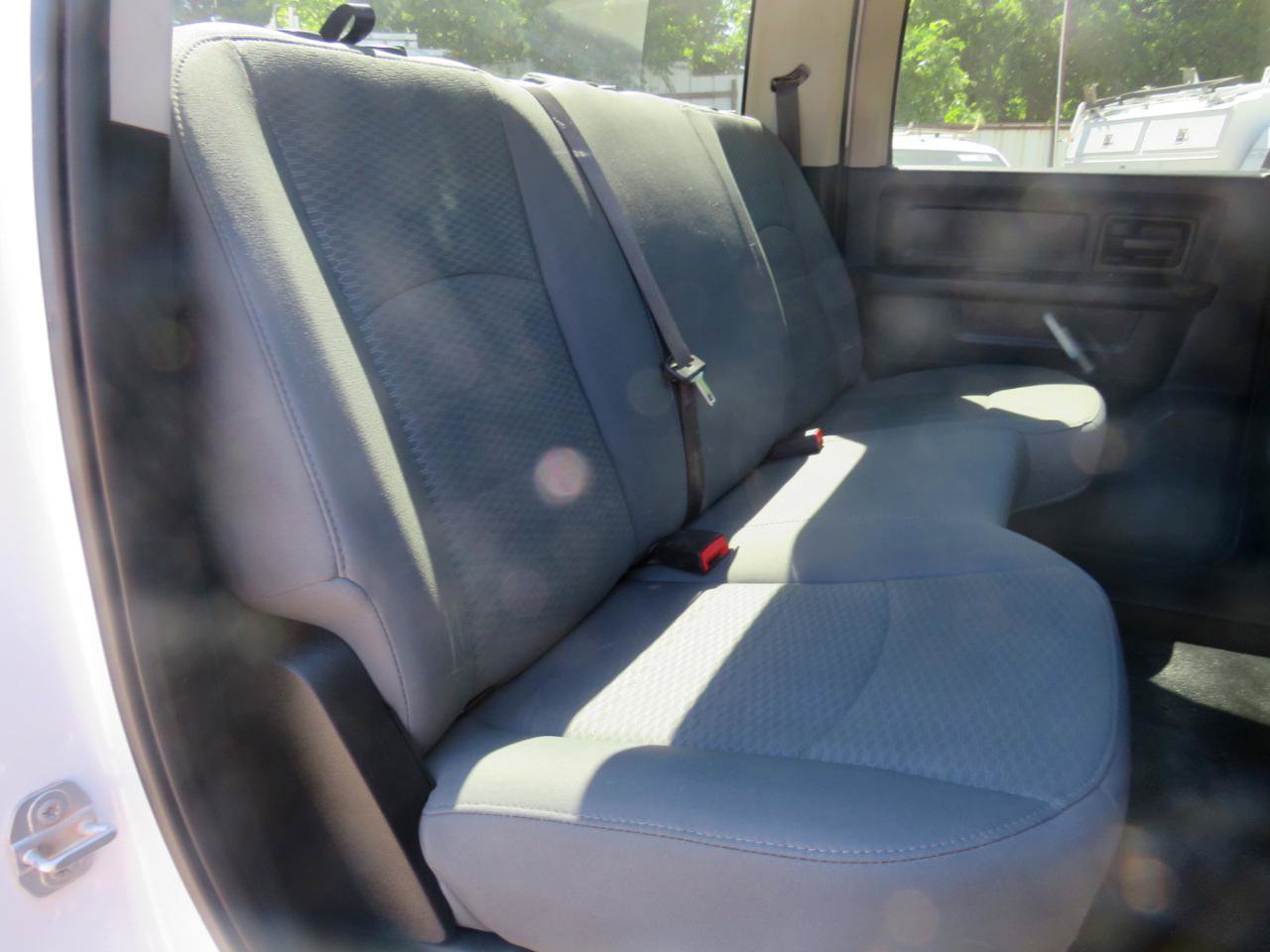 Used 2018 RAM 2500 Tradesman w/ Chrome Appearance Group image 22