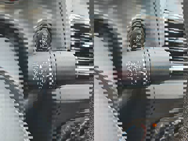 Used 2016 MAZDA MAZDA3 i Sport image 25