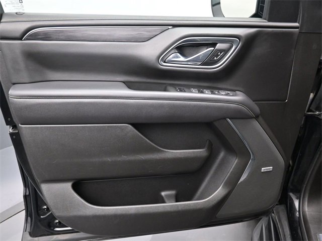 Used 2021 GMC Yukon SLT image 11