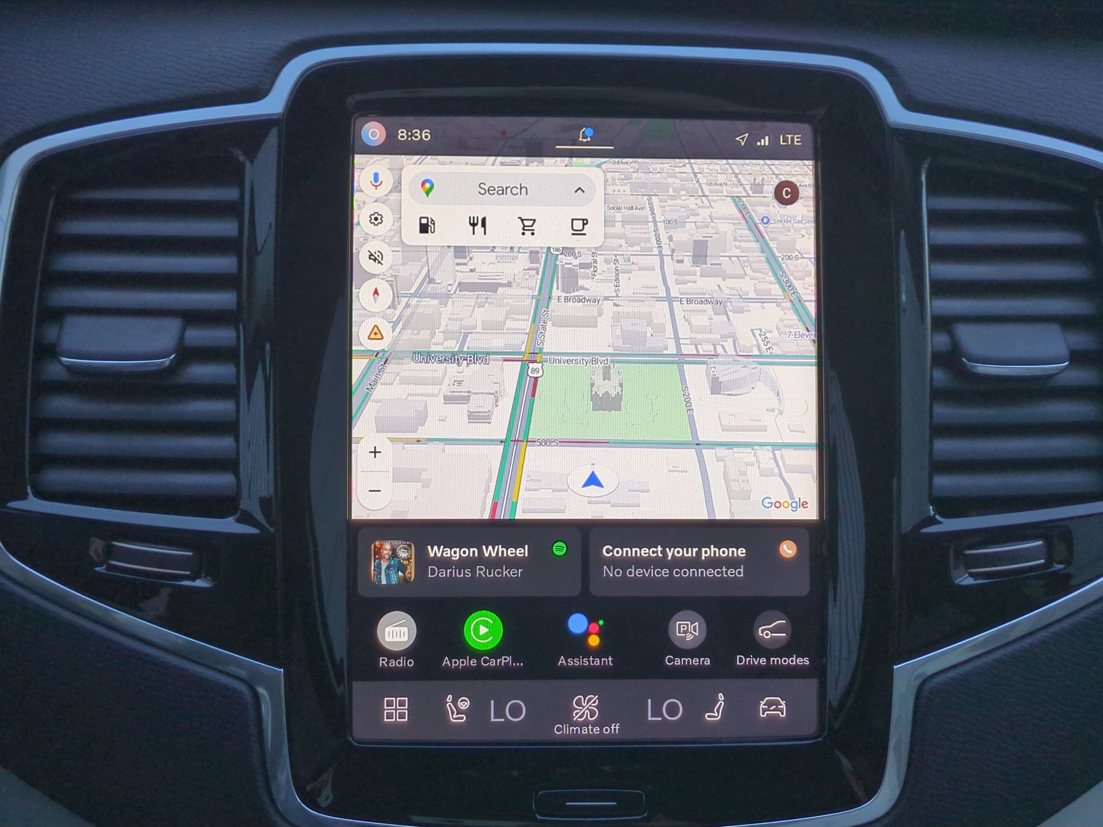 Used 2023 Volvo XC90 B6 Plus image 24