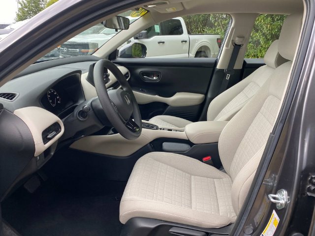 Used 2024 Honda HR-V LX image 11