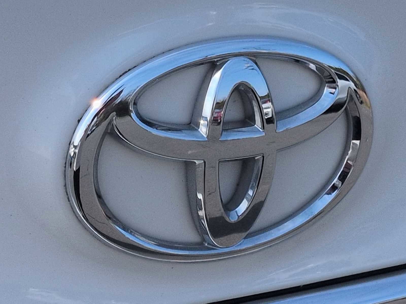 Used 2016 Toyota Avalon Touring image 12