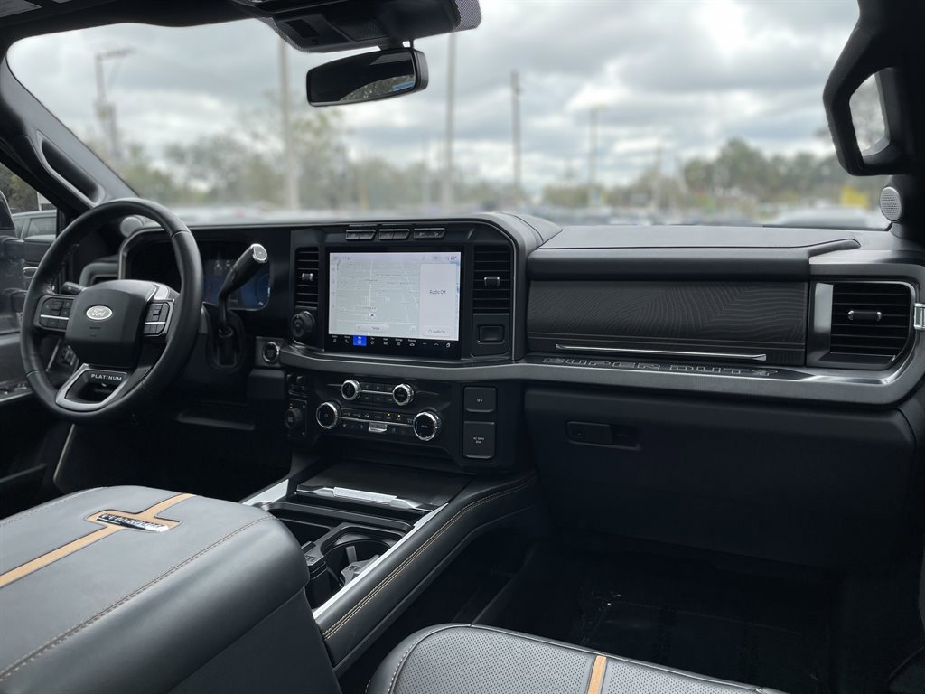 Used 2023 Ford F450 Platinum w/ FX4 Off-Road Package image 15