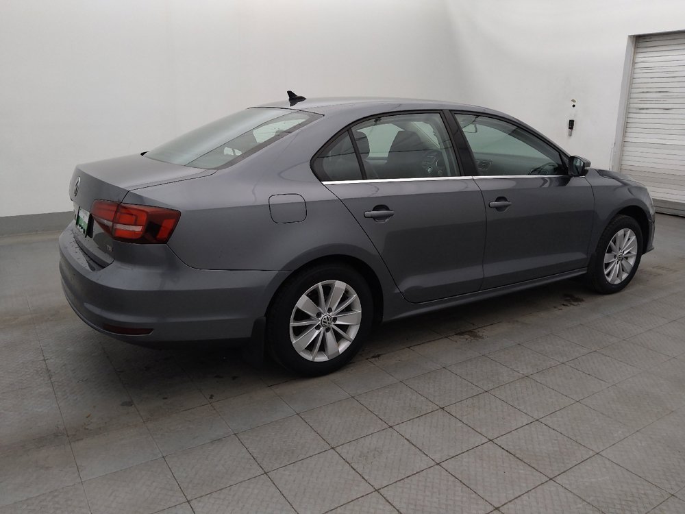 Used 2016 Volkswagen Jetta SE FWD image 10
