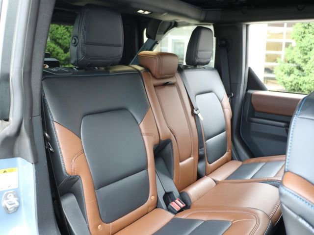 Used 2024 Ford Bronco Outer Banks w/ Sasquatch Package AWD/4WD image 14