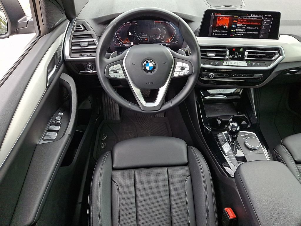 Used 2024 BMW X3 sDrive30i w/ Convenience Package RWD image 11