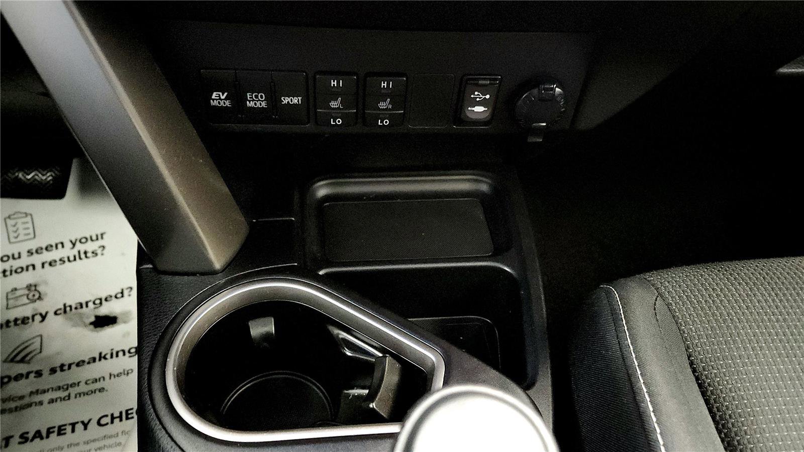 Certified 2018 Toyota RAV4 XLE w/ Carpet Mat Package image 33