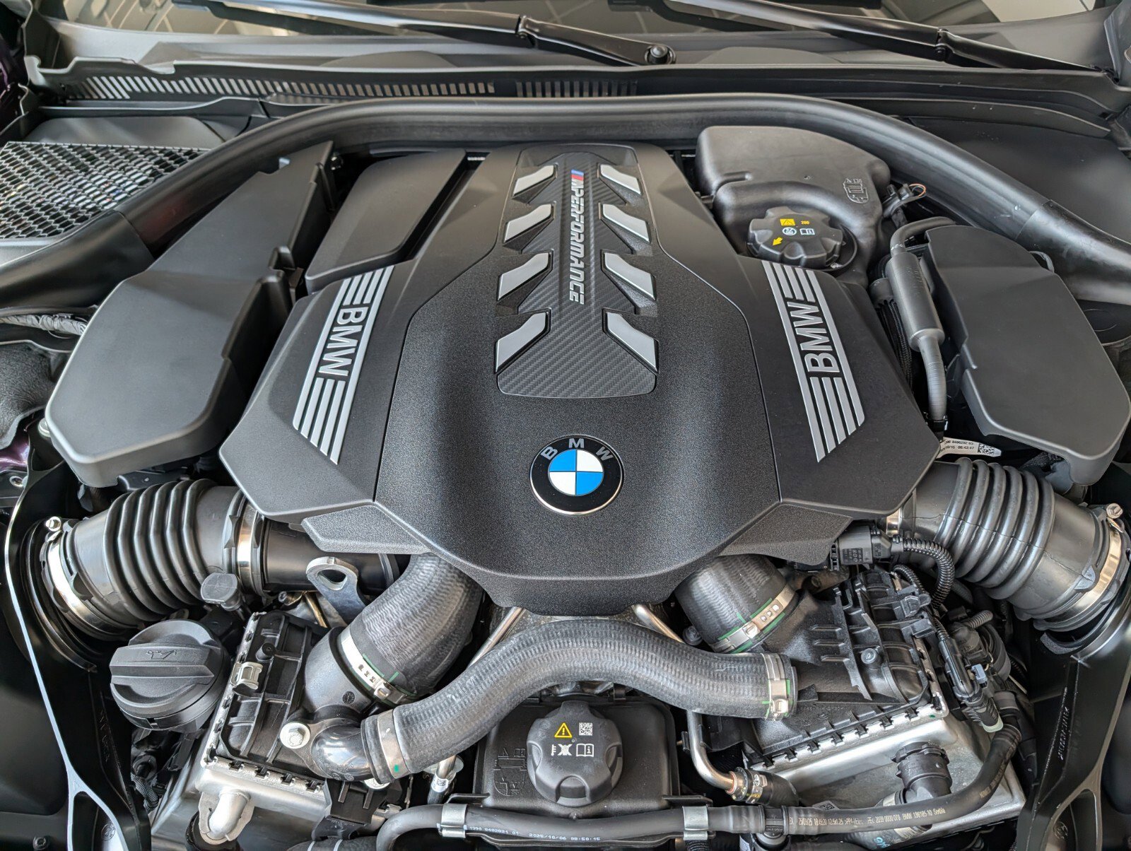 New 2026 BMW M850i xDrive image 28