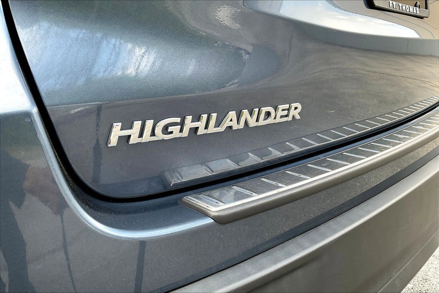 Used 2018 Toyota Highlander XLE image 24