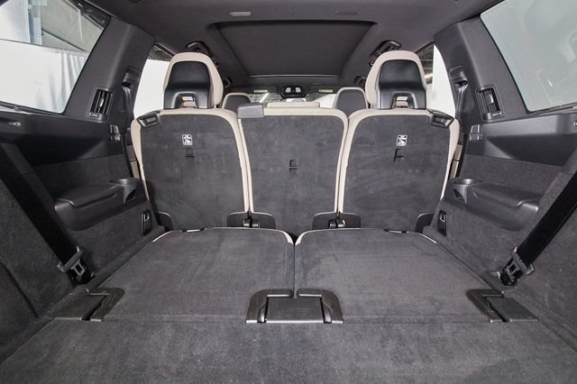 Certified 2026 Volvo XC90 B6 Plus AWD/4WD image 21