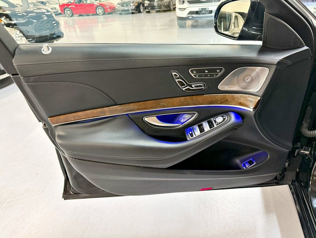 Used 2014 Mercedes-Benz S 550 Sedan image 29
