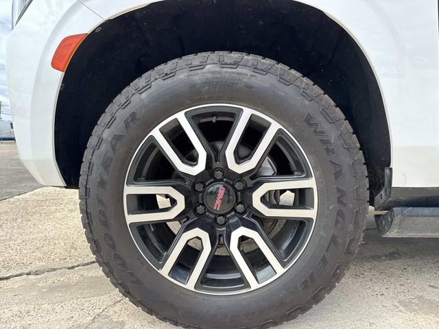 Used 2021 GMC Yukon AT4 w/ AT4 Premium Plus Package AWD/4WD image 19