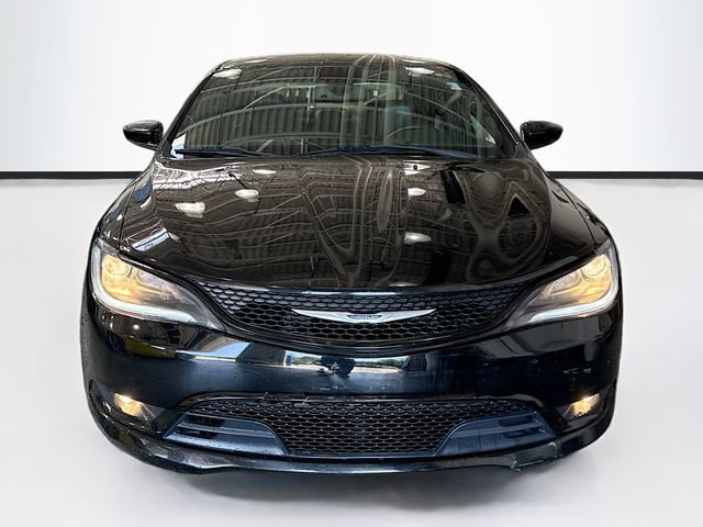 Used 2016 Chrysler 200 S w/ Navigation & Sound Group I FWD image 4