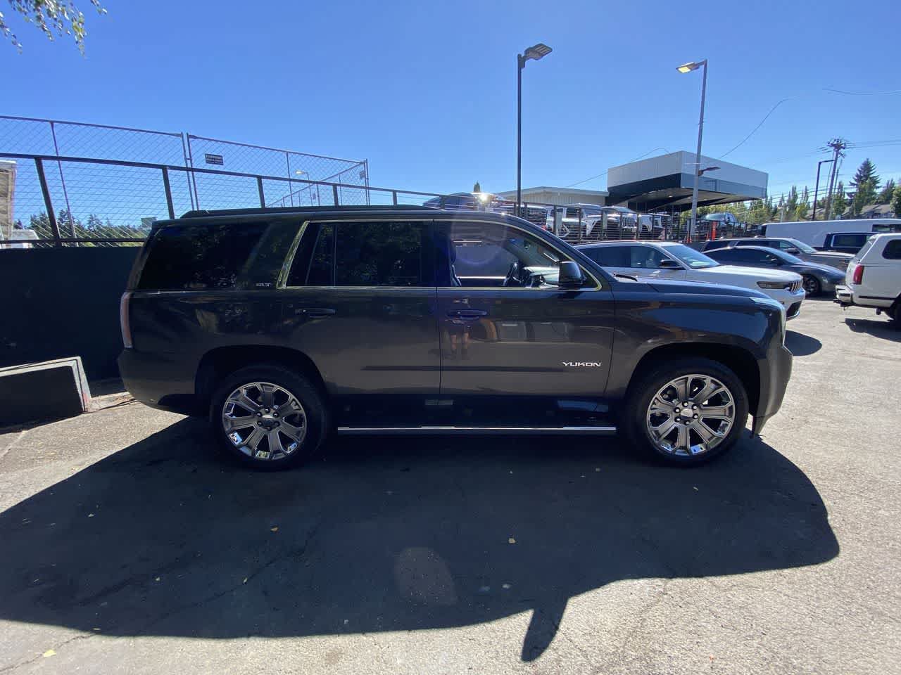 Used 2018 GMC Yukon SLT w/ Open Road Package AWD/4WD image 7