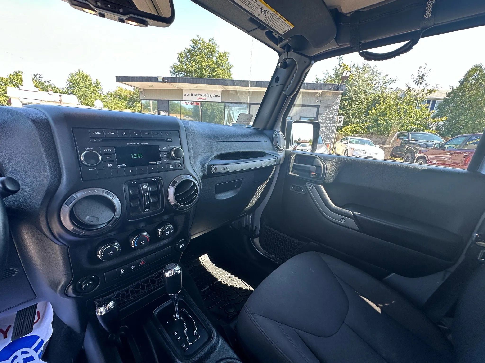 Used 2017 Jeep Wrangler Unlimited Sport w/ Quick Order Package 24S image 11