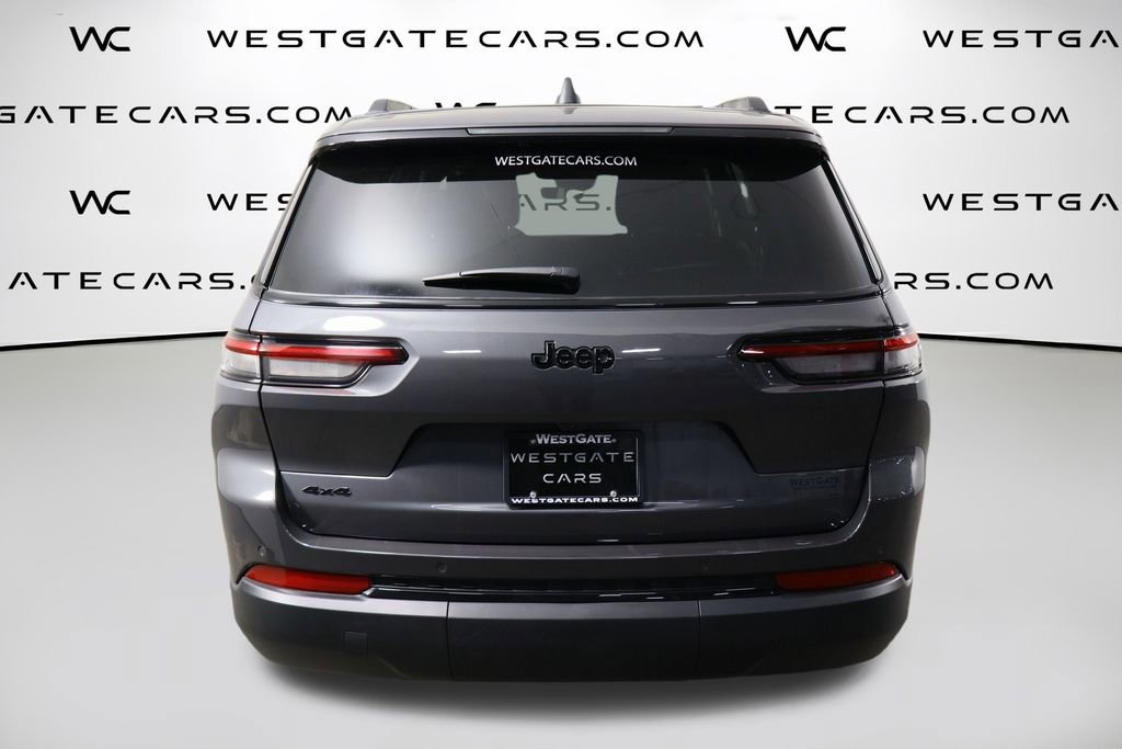 Used 2025 Jeep Grand Cherokee L Altitude image 4