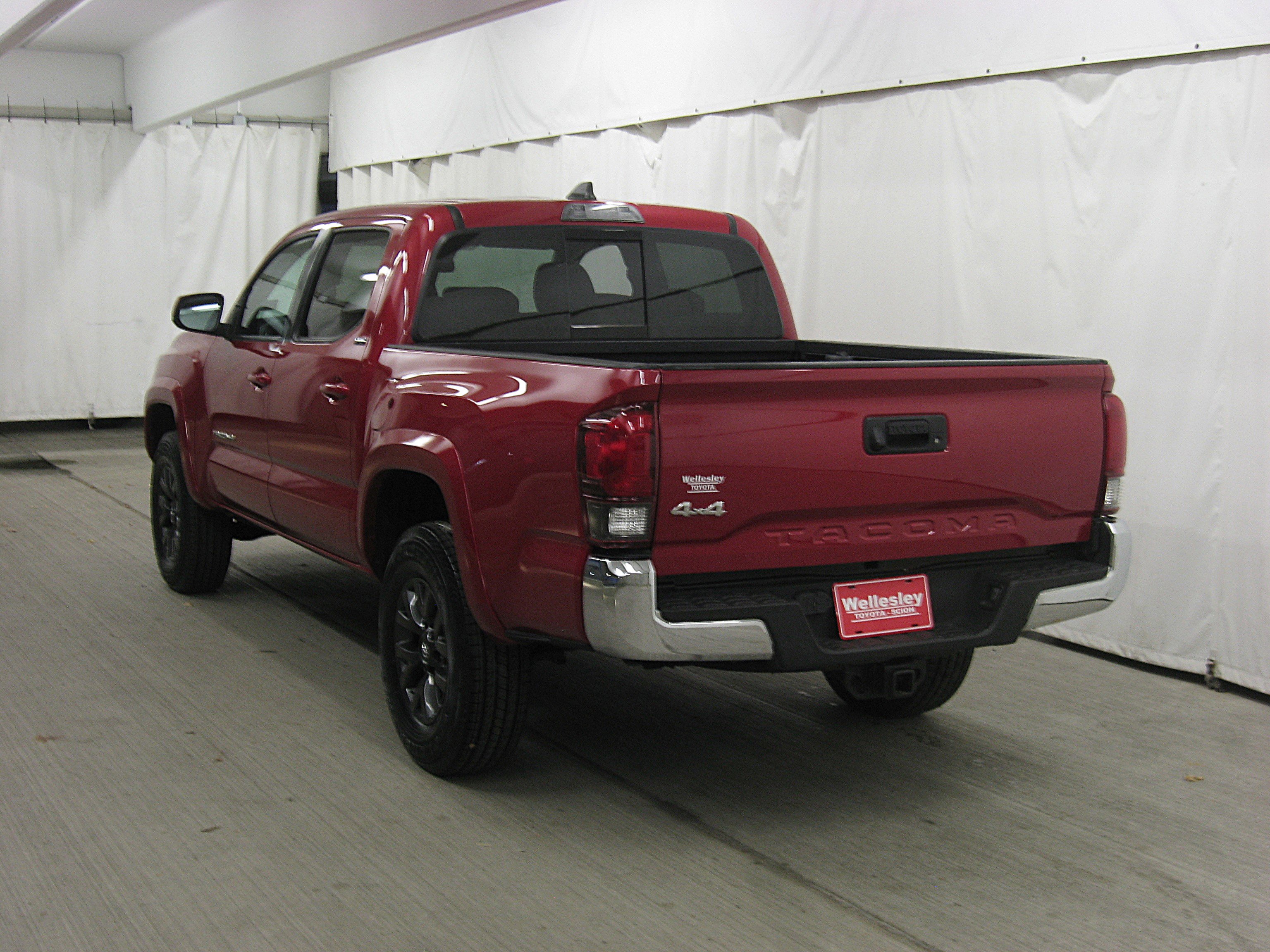 Used 2020 Toyota Tacoma SR5 image 23