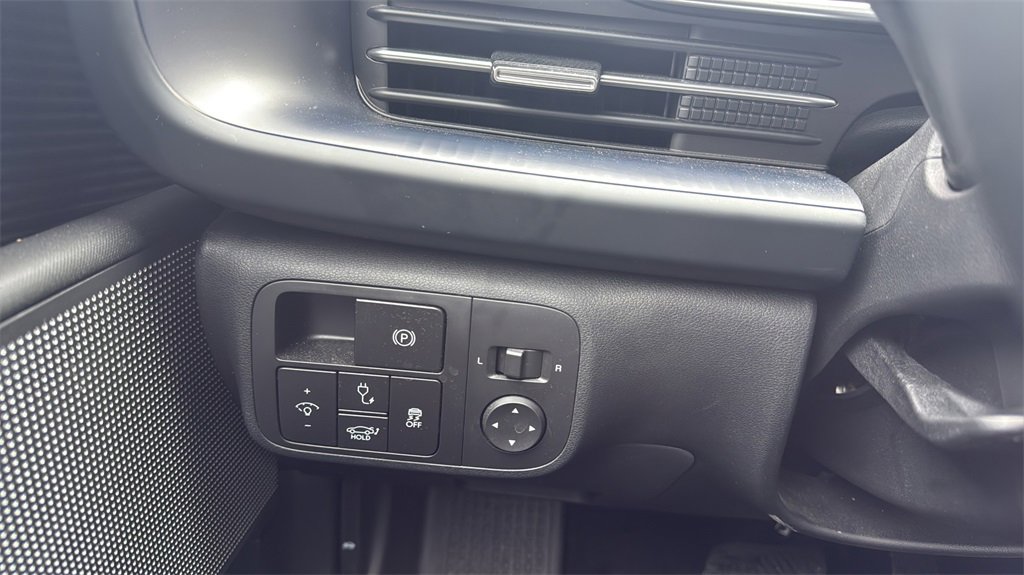 Certified 2023 Hyundai Ioniq 6 SE w/ Cargo Package image 27