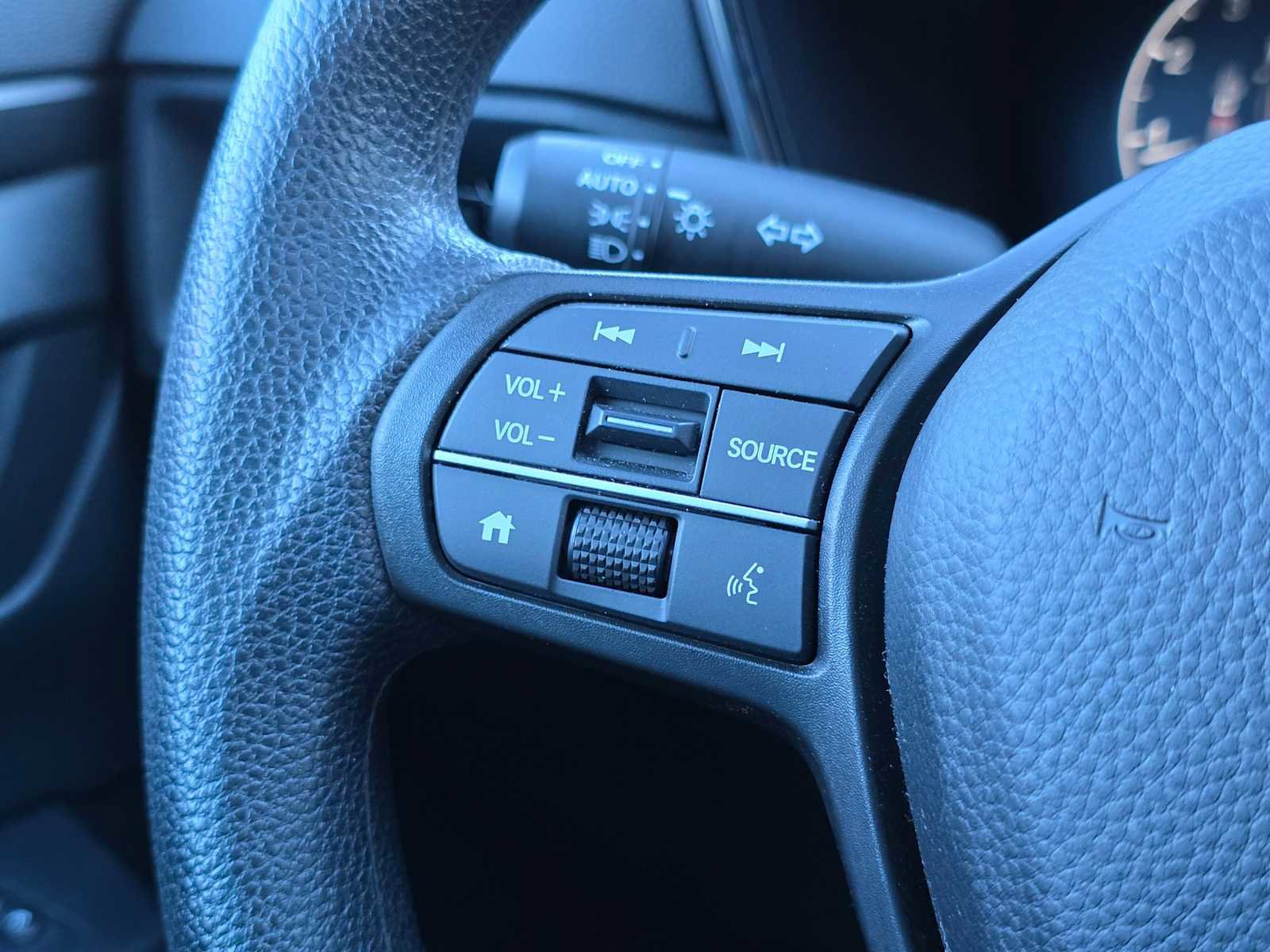Used 2024 Honda CR-V EX image 34