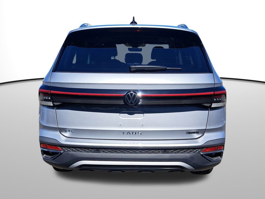 New 2025 Volkswagen Taos SEL image 7