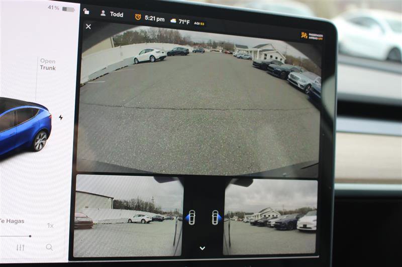 Used 2022 Tesla Model Y Long Range image 18