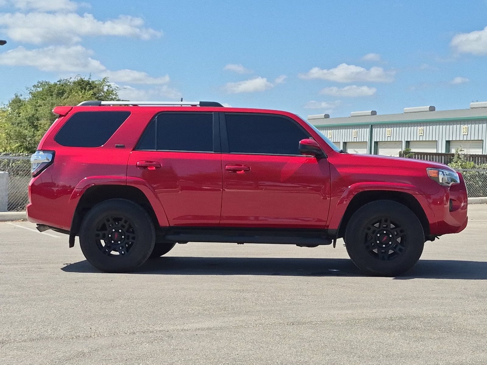 Certified 2023 Toyota 4Runner SR5 AWD/4WD image 6